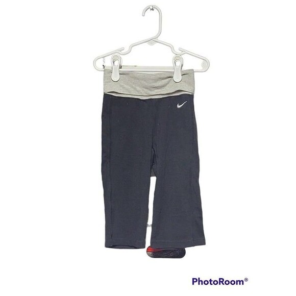 Girl's Nike Yoga Capri Size‎ 6 (B51) - Picture 1 of 2